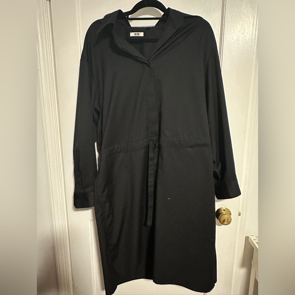 Uniqlo Black Size Large Long-Sleeve Shirtdress with Pockets